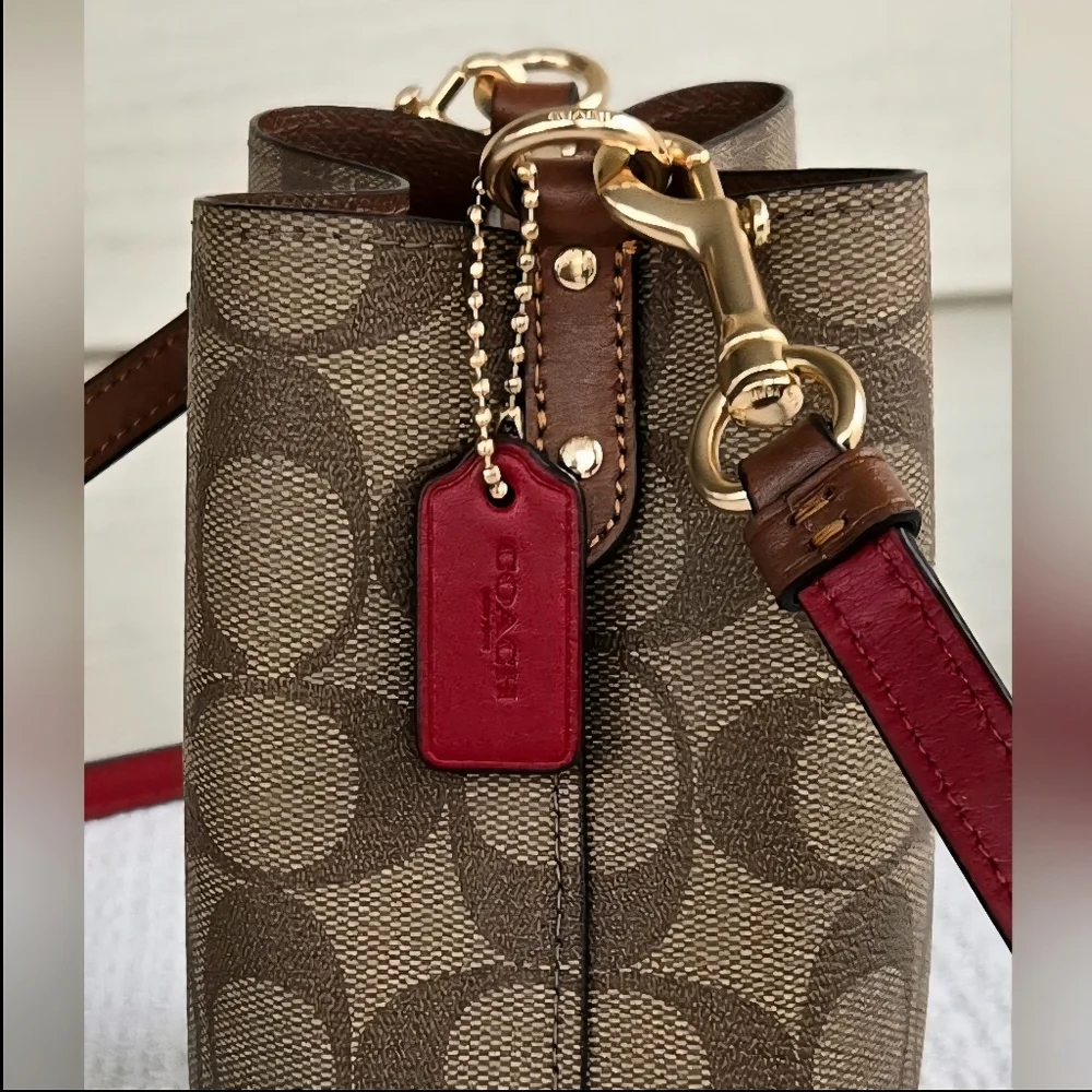 Coach Mini Town Bucket Bag with Cardholder Case In Coach Radial Rainbow - NWOT - Picture 10 of 12